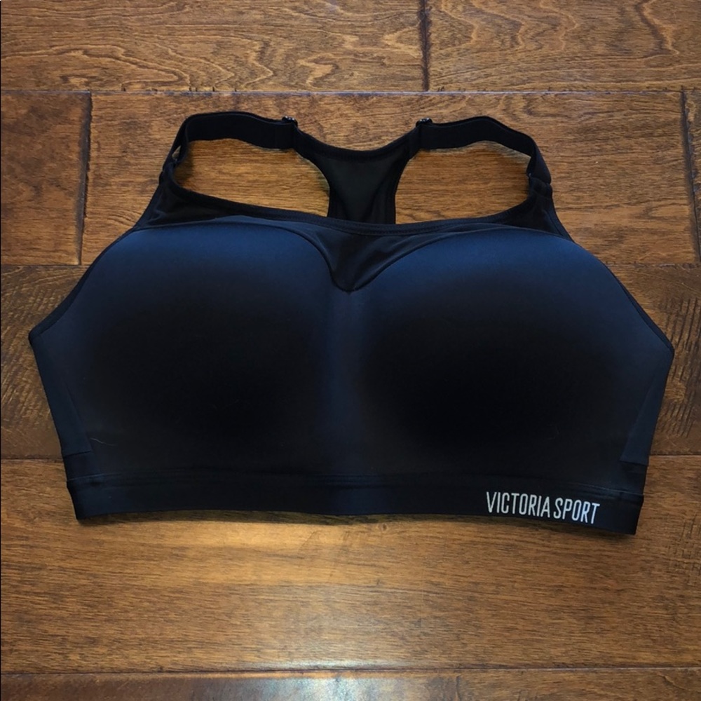 Victoria Sport Black sports bra 36DD